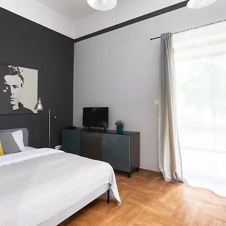 Apartments Nearto Old Town Rakowicka Apartment Krakow